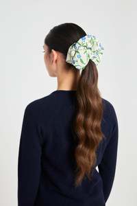Silk: Oversized scrunchie - Forget me not