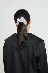 Made In Te Whanganui A Tara: Mini scrunchie - Pale pink check