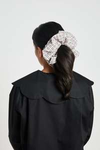 Oversized scrunchie - Pale pink check