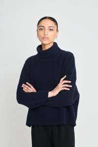 Futures jumper - Navy