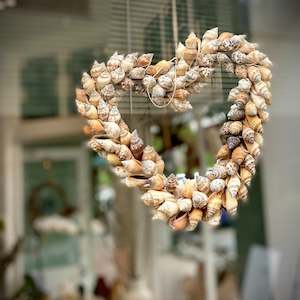 Wreaths: Hearth shaped Shell Wreath - Brown