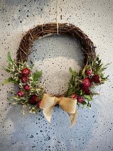 Dried Flowers: Netty Dried Flower Wreath