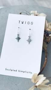 petite star earrings