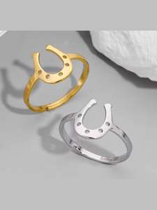 Horseshoe ring resizeable