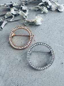 Diamanté stock pin brooch