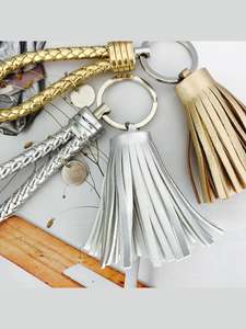 All Accessories 1: Gold Metallic Tassel Keyring - outlet ?