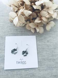 Dainty Flower Earrings