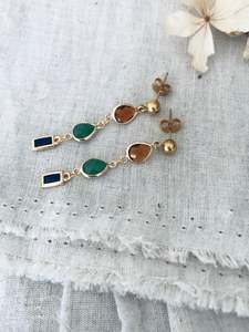 Pearl Earrings: Courage squared droplets