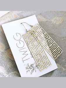 CHEMISTRY Rectangle Filigree Earrings