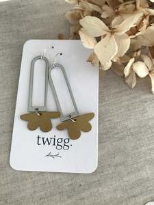 Chemistry Earrings: Chemistry Flower & Stem Earrings