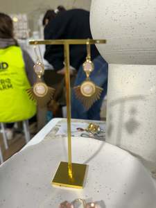 Adelphi long droplets