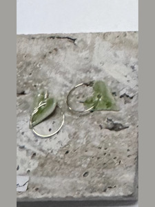 Ilk ceramic Sage heart earrings