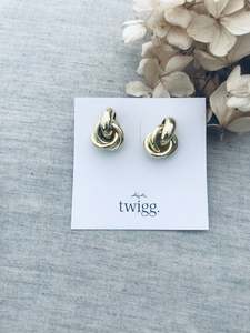 Knotted earrings