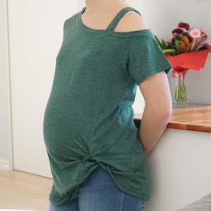 Maternity Short Sleeved Tops: Ashleigh Maternity Tee - Green