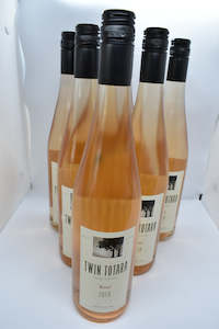 Case of 12 Twin Totara Rose’ 2021