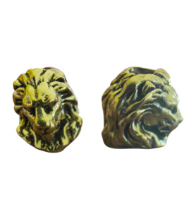 Dreadlock Decoration: The king