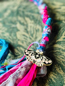 Hairwraps: Silk moth hairwrap