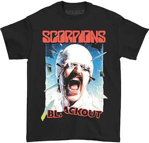 Scorpions: Scorpions - Blackout (Album Cover) Official - Black T-Shirt