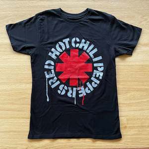Red Hot Chili Peppers: Red Hot Chili Peppers - Stencil - Black T-Shirt