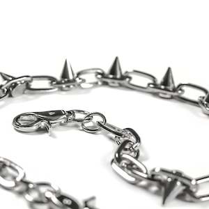 Wallet Chains: Twisted Thread Spiked Punk Wallet Chain