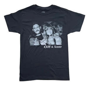 Ozzy Osbourne - Lemmy Finger Logo Black T-shirt