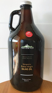 First time of 64oz (1892ml) filled with 2025 Extra Virgin Olive Oil Two acre plot