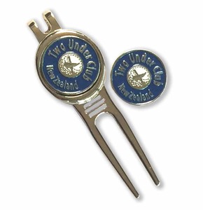 Merchandise: Divot Tool & 2 x magnetic Ball Markers