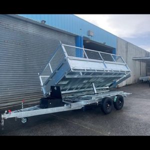 Products: Tandem Hydraulic 3-Way Tipper FlatTop (3500KG) GVM 14×7