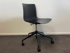 Products: Chair – Catifa 46 – Office – NEW