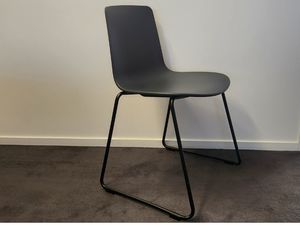 Products: Chair – Lottus – Sled Anthracite
