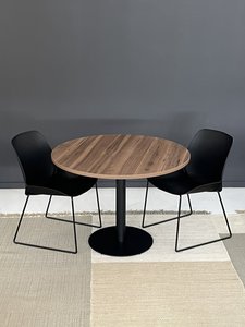 Products: Chair – Nuez – Black