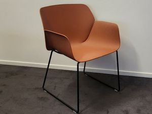 Chair – Nuez armchair – Terracotta