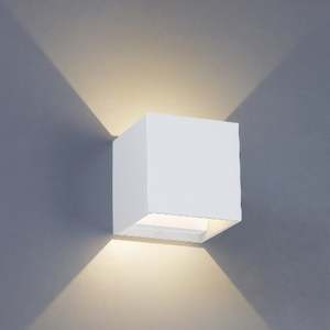 Wall Light: UWL42-WH/BLK-SQ-3CCT  REFOCUS Square Up Down LED Wall Light