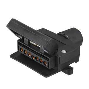 Chassis & Towing: 7 Pin Flat Trailer Plug Socket