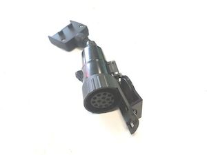 Chassis & Towing: 7 Pin Flat Male to 13 Pin Round Female Trailer Plug Adapter