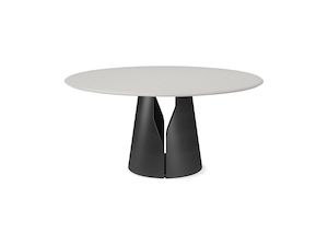 Dining Tables: GIANO ARGILE