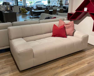 Clearance: BRIC 2S MAXI  $5250 NOW $3900 FLOORSTOCK ONLY