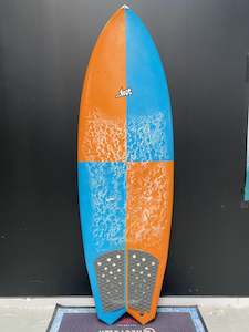 Surf: 2nd Hand Lost Hydra w/fins 5'10 39.5L