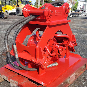Excavator Attachments: Vibrating Head Attachment for Hire - Ultraquip Hire NZ