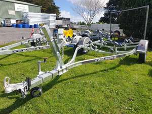 Model 485 Heavy Duty Boat Trailer