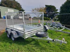 Heavy Duty Box Trailers: 10x5 Tandem Axle Heavy Duty Galvanized Box Trailer with Cage