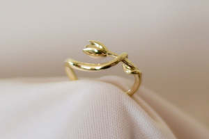 Botanical: Entwined Tulip Ring - Gold