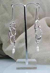 Mothmade Jewels: Mothmade Jewels Seafoam Pearl Earrings