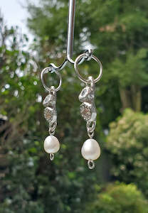 Mothmade Jewels: Mothmade Jewels Gem Boulder Sleepers