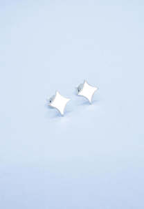 Chills: Chills Sparkle Studs Earrings