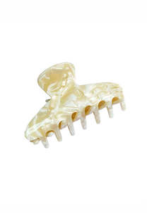 Buttermilk Accessories Luana Clip Sand