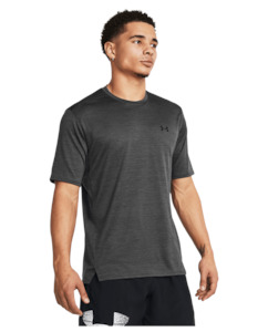 Training Gym Clothes For Men: UA Tech™ Vent Men's Short Sleeve