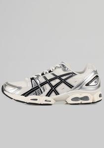 Men: Gel-Nimbus 9 - Cream/Black