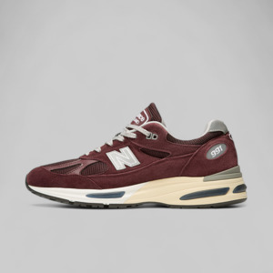 New Balance: U991v2 Made In UK - Catawba Grape