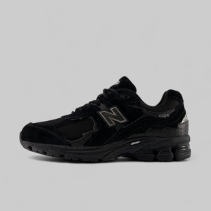 New Balance: 2002R Protection Pack - Black